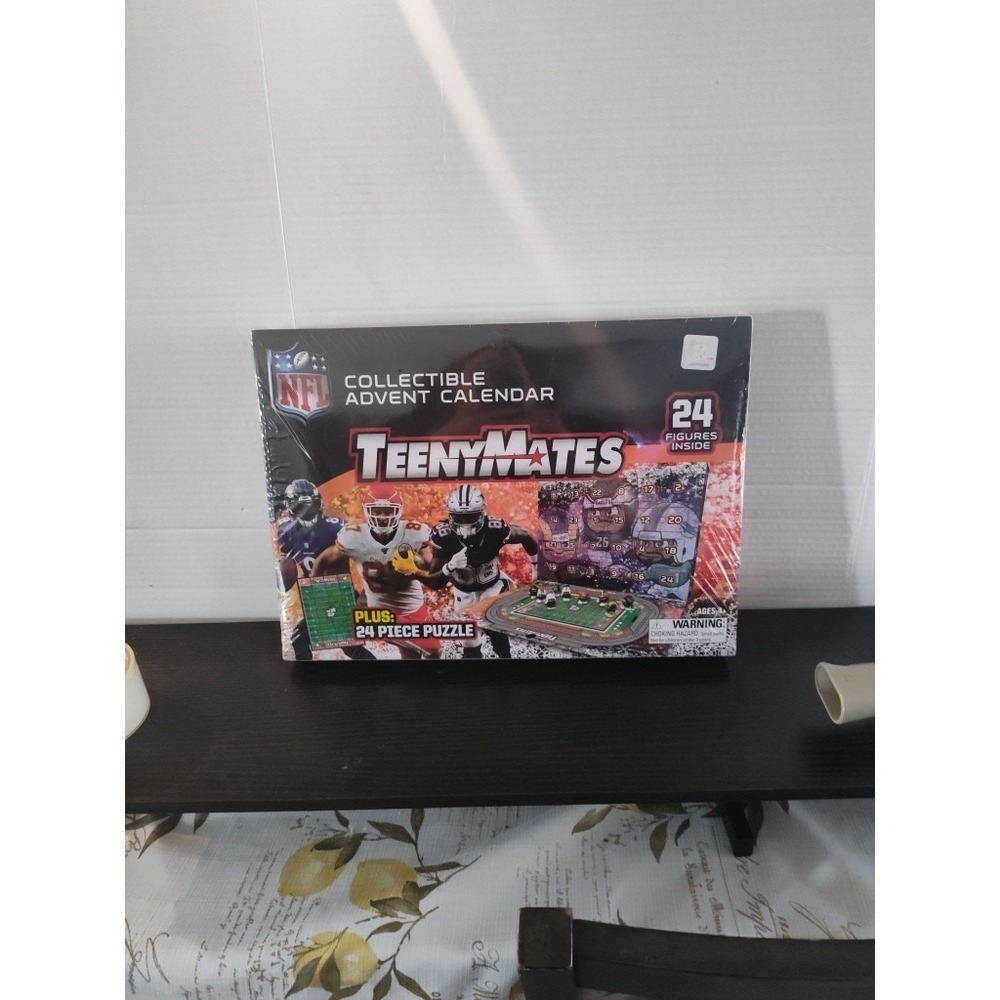 NFL TeenyMates Advent Calendar. New Sealed Sold out